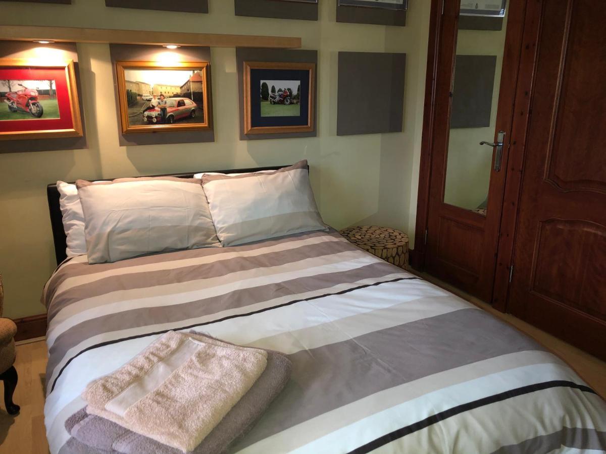 Tranquil Accommodation In A Great Location. Lanark Dış mekan fotoğraf